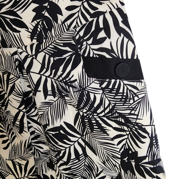 Review short Skirt Black White Floral Pencil size 6 - Picture 4 of 8